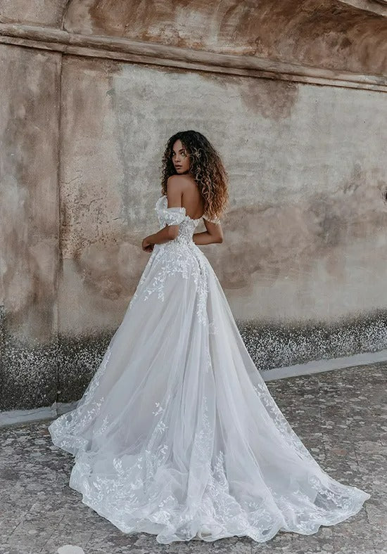 Exquisitos vestidos de novia con hombros descubiertos, vestidos de novia con apliques de corazón, vestidos de novia de corte A, vestidos de novia de playa hechos a medida 