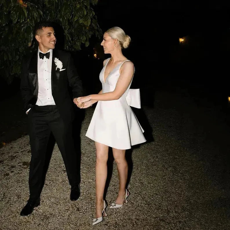Sleeveless Satin Short Second Wedding Dress Big Bow V Neck Backless A line Bridal Gown Party Custom Made Ivory Satin Short Wedding Dress