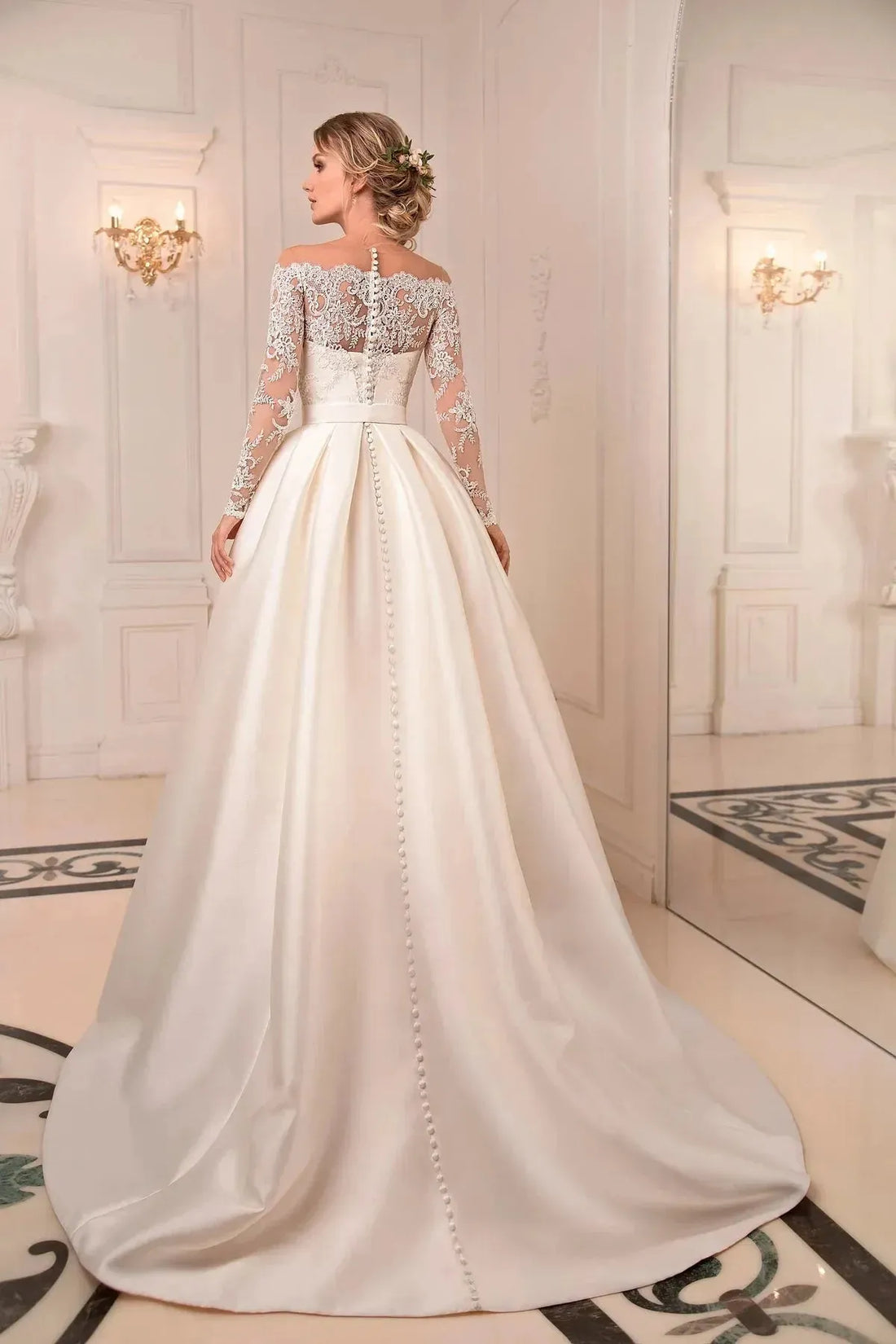 Classic Wedding Dresses O-Neck Full Sleeves Zipper Lace Applique Bride Gowns Illusion Sweep Train A-Line Satin Vestidos De Novia