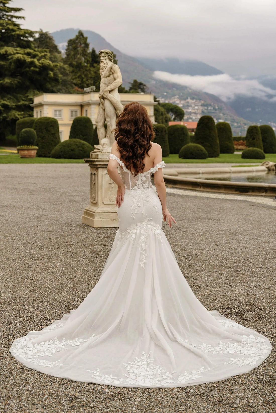 Trumpet Wedding Dresses for Bride Off the Shoulder Backless Appliques Beadings Pleated Vestido De Casamento