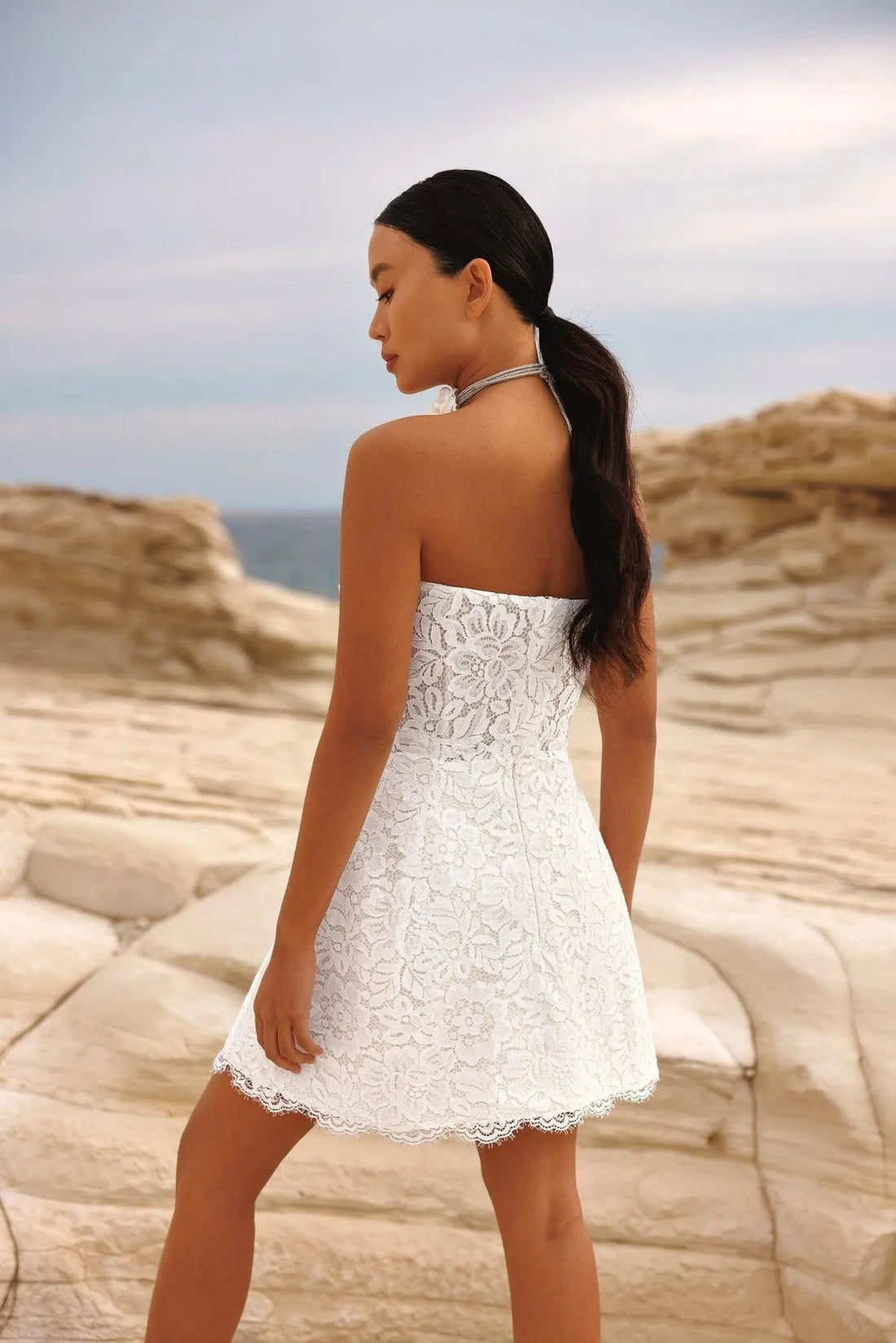 A-Line Sweetheart Lace Short Party Dresses Sleeveless Back Zipper Mini Cocktail Bride Gowns Satin