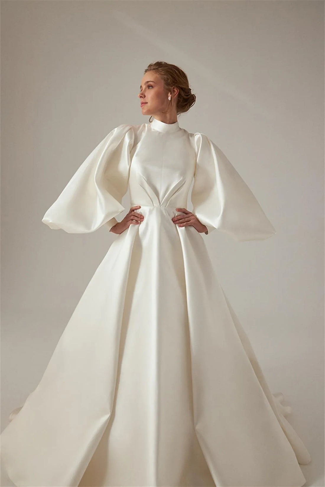 Muslim High Collar Ivory A-line Wedding Dresses Fold Puff Sleeve Satin Draped Pleat Bride Gown Floor Length robe de mariée