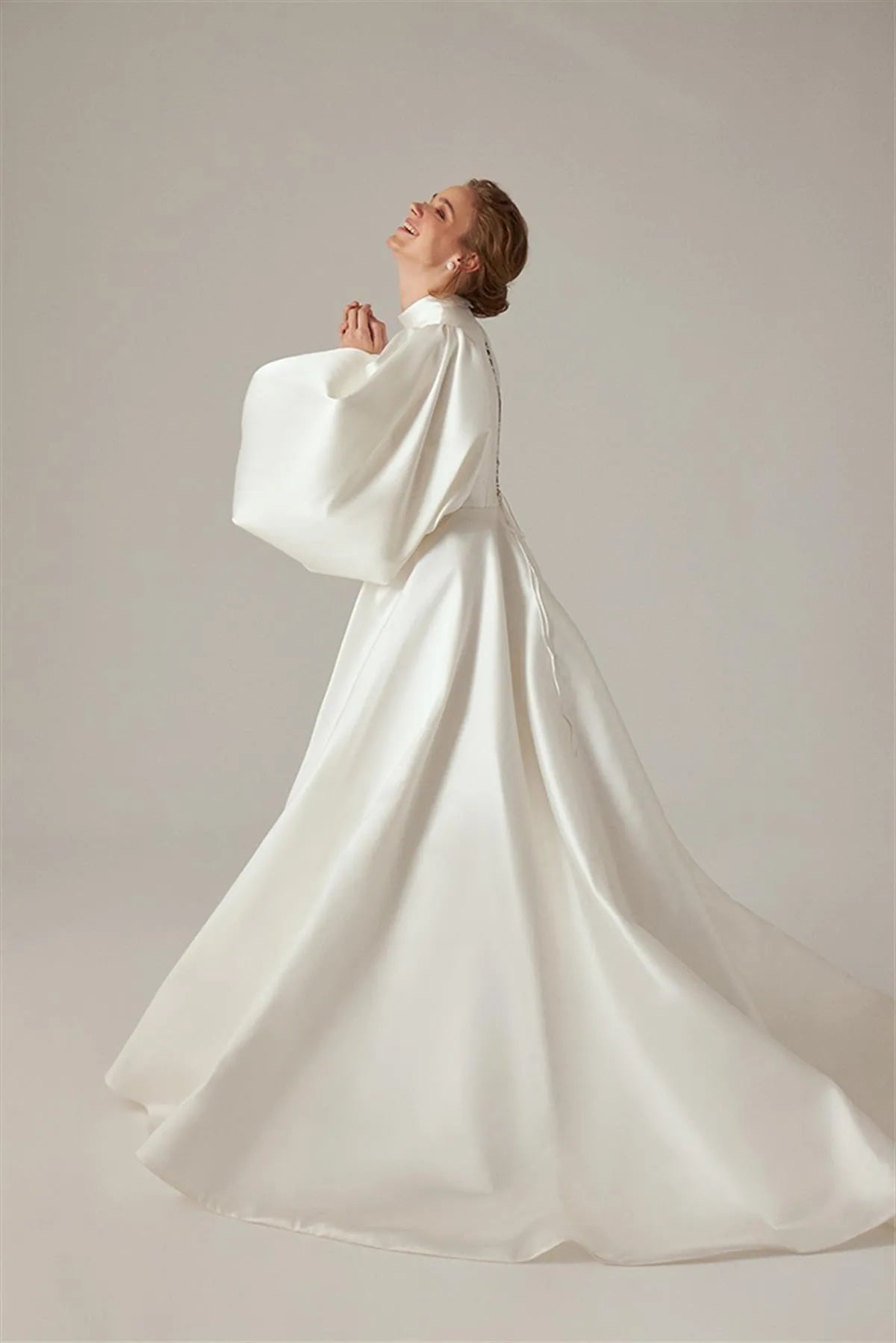 Folded Rpbe Muslim High Collar Ivory A-line Wedding Dresses Fold Puff Sleeve Satin ...