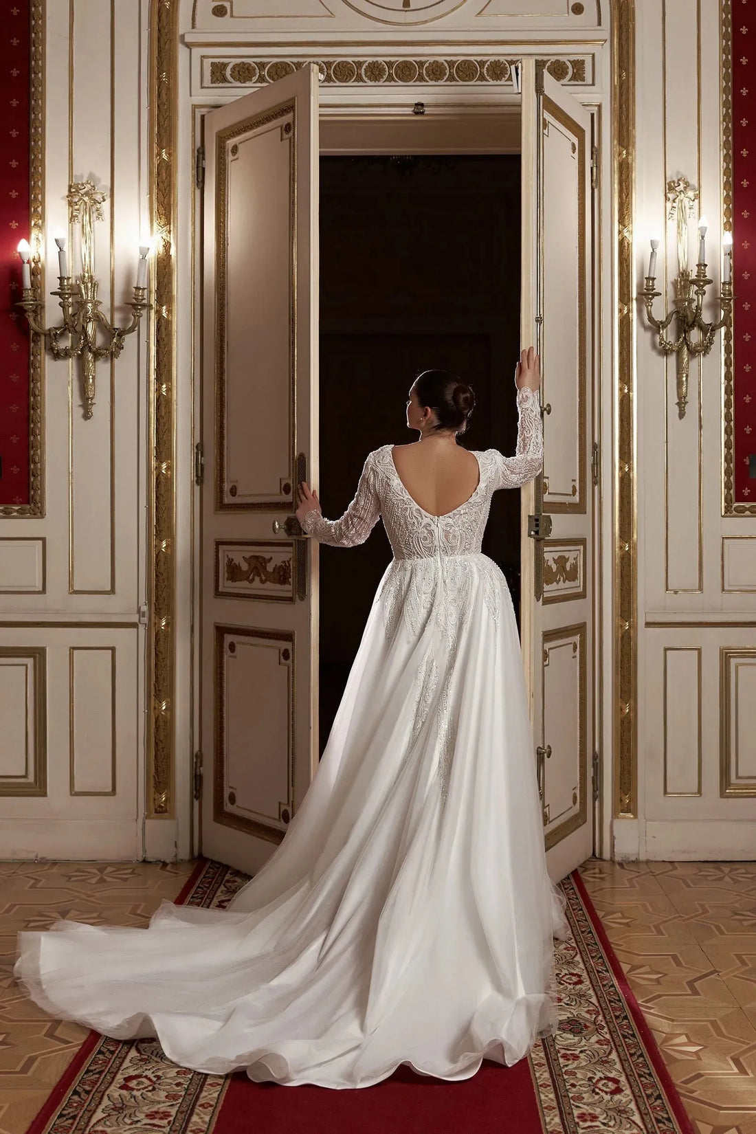 Luxury A Line Wedding Dress White Color With Sexy V Neckline Full Sleeve Bridal Dress Backless