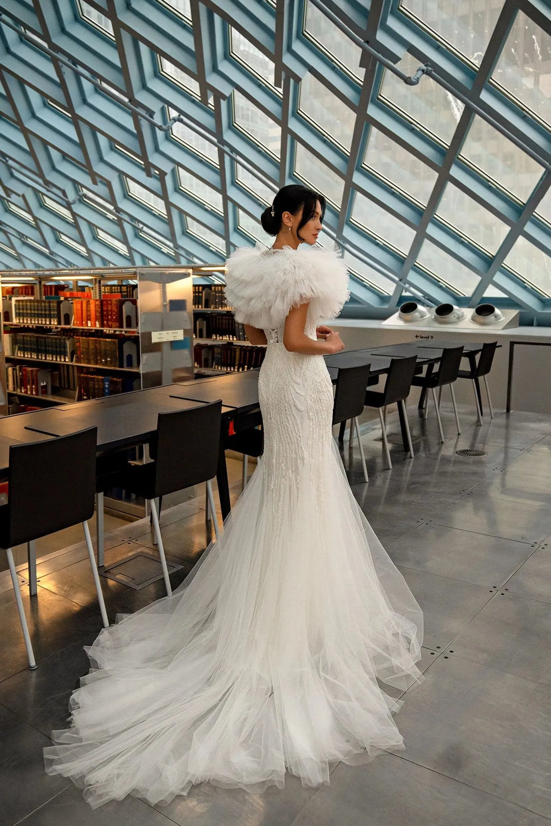 Lace Illusion Bride Dress Spaghetti Straps Long Train Women Wedding Dresses Customized Detachable Sleeves Luxury Bridal