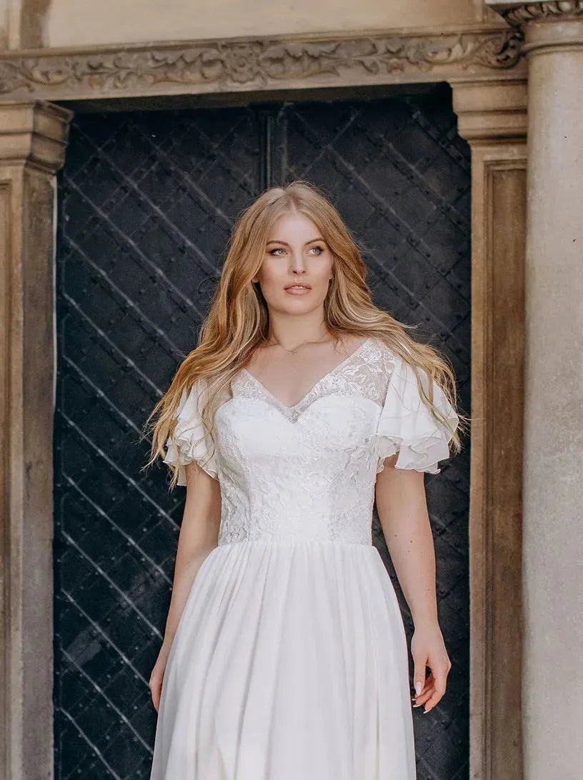 Simple Wedding Dresses V Neck Short Sleeves A-Line Bride Gowns Back Lace Up Floor Length Robe De Mariee