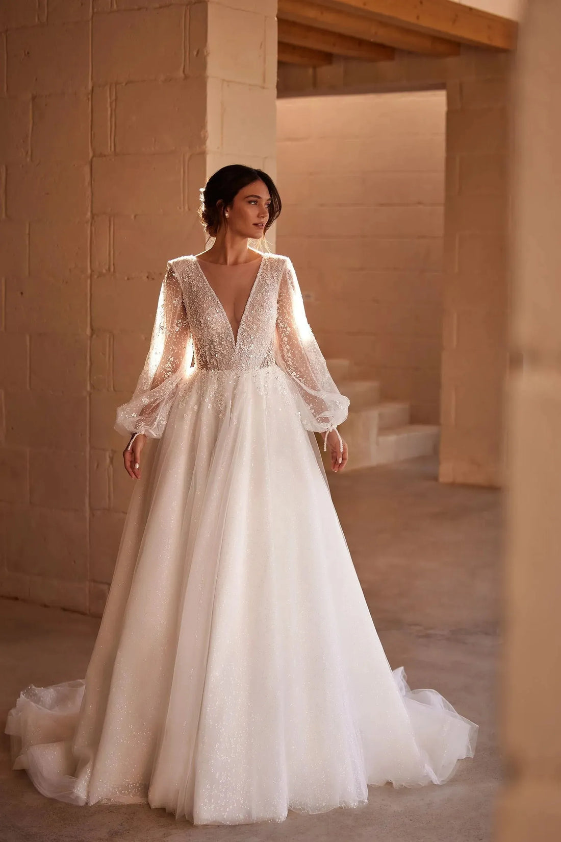 Elegant Wedding Dresses A-Line Tulle Bridal Gowns Long Puff Sleeves Sexy Robes Deep V-Neck Vestidos De Novia