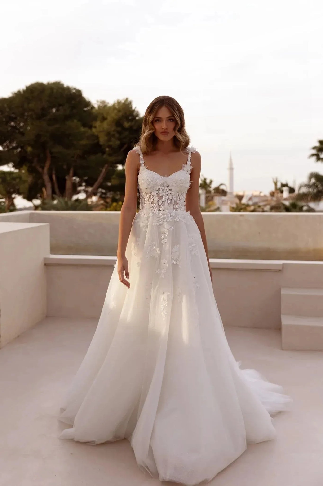 Una línea de vestidos de novia apliques florales vestidos de novia boh
