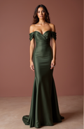 Glamorous Green Evening Dress & Prom Dress with Feather Details for Extra Drama