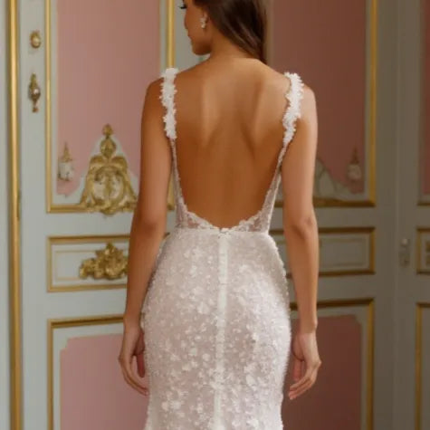 Flattering A-Line Wedding Dress with a Classic Silhouette