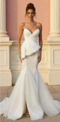 Trumpet Wedding Dress with a Flattering Fit-and-Flare Design