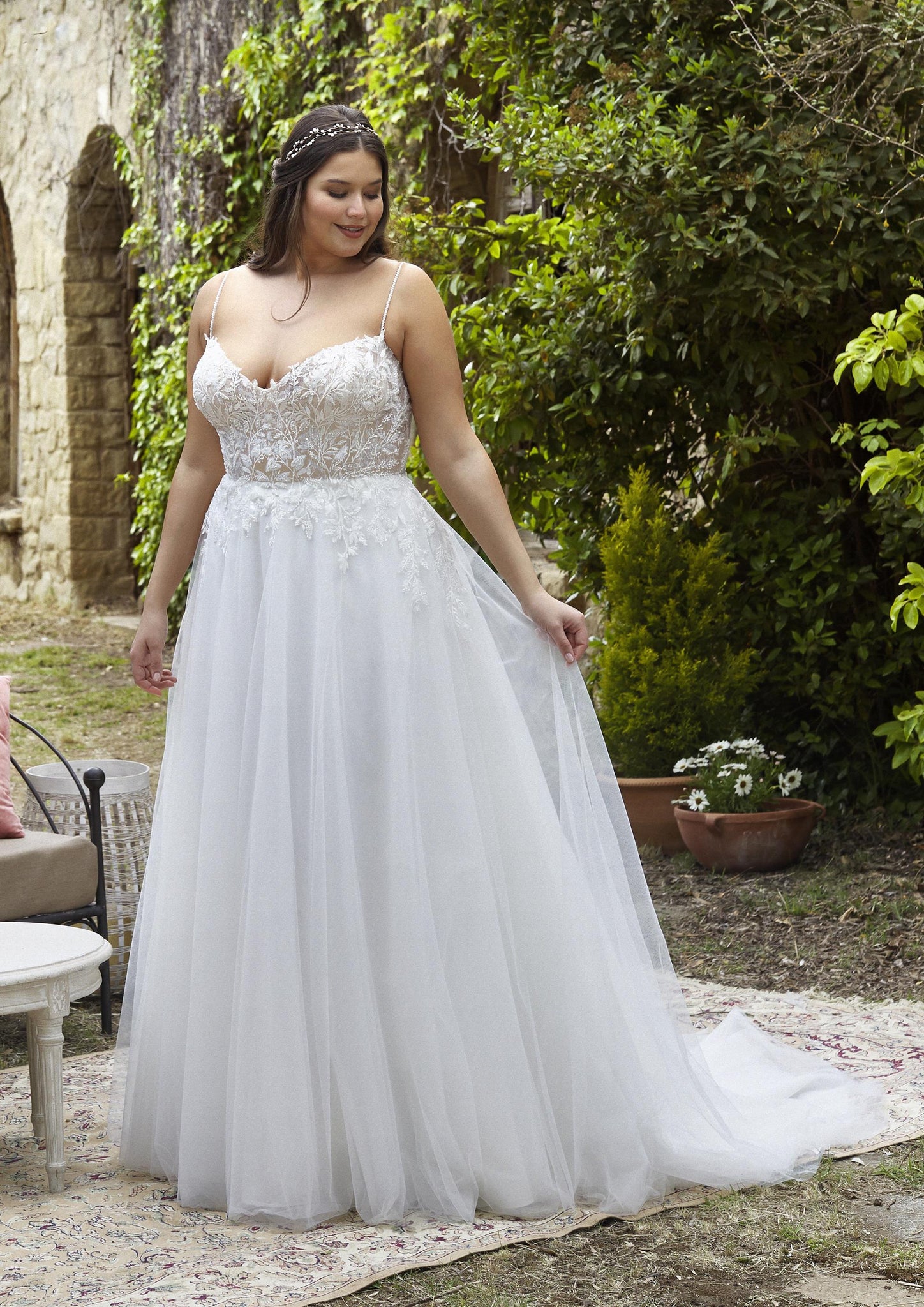 Elegant A-Line Plus Size Wedding Dresses Women Open Back Lace White Sweetheart Tulle Bridal Gowns Sweep Train Vestidos De Novia