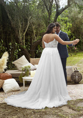 Elegantes vestidos de novia de talla grande con corte en A y espalda abierta, de encaje blanco, con escote en forma de corazón y tul, con cola larga 