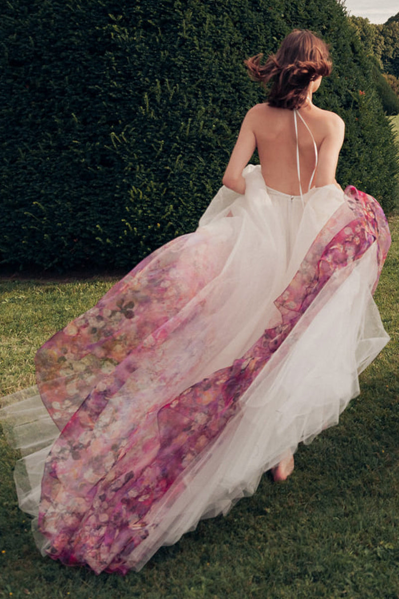 Vestidos de noiva de flores impressas com envoltórios, vestidos de noiva para coração para o trem de varredura de praia de mancha de mariée para mulheres