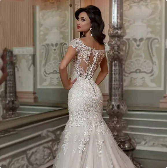 Robe de mariée sirène de luxe à manches courtes appliques en dente