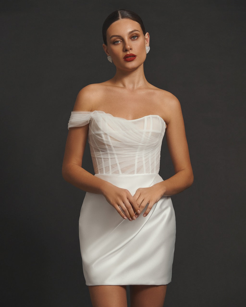 Open Strapless Bodice Embellished with a Delicate Mesh Drape Wedding Dress Vestido De Novia Bow Bridal Gown Skirt Dress Court Train Dress  Satin