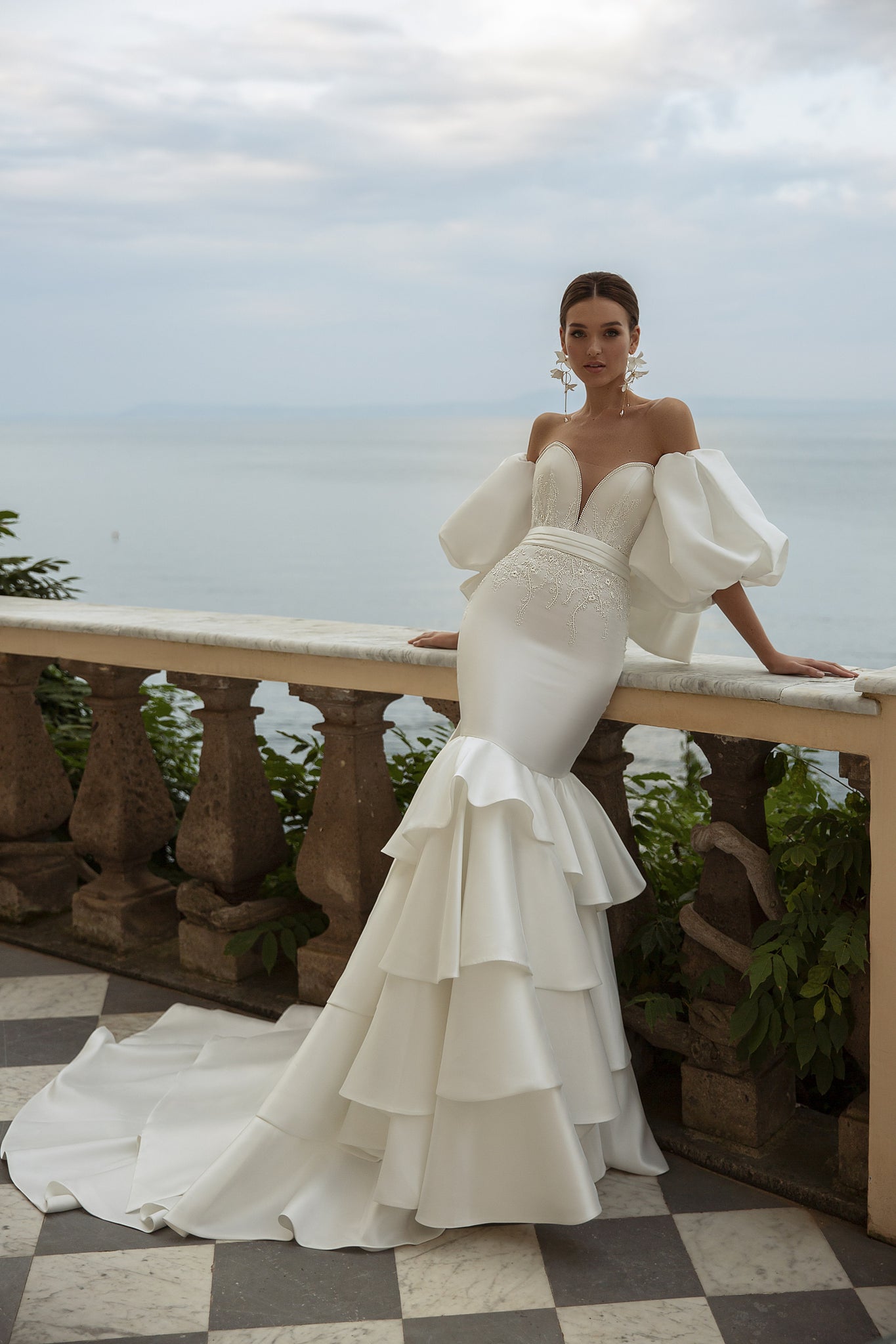 Abiti da sposa moderni a cuore abiti da sposa senza schienale con guaina a livello raso dalla spalla Elegante Vestidos de nolia