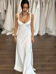 Pavimenti linght con abito da sposa a V-neckline Vestitido de novi raso semplice gonna a filo da treno abito da sposa