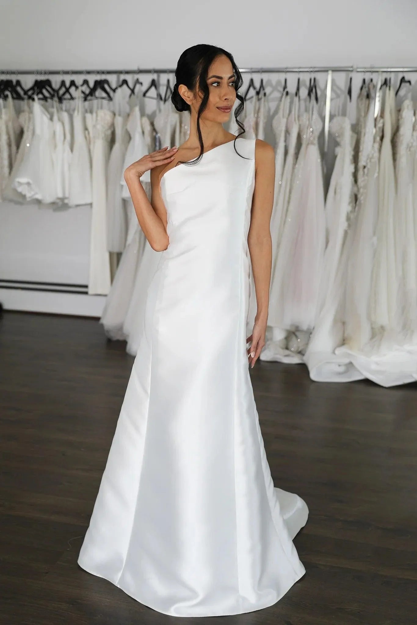 Bridal Train Bridal Material Styles Narrow A-Line Style Skirt